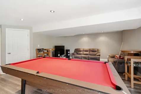 147 Thames Way Hamilton ON L0R 1W0