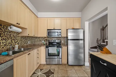 831 Newmarket Lane Kingston ON K7K 0C8