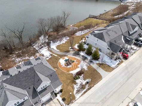 831 Newmarket Lane Kingston ON K7K 0C8