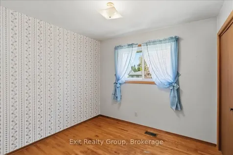 261 Byron Street Quinte West ON K8V 2Z3