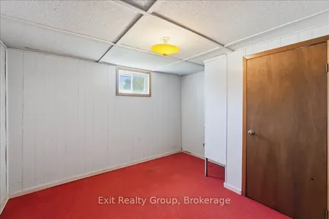 261 Byron Street Quinte West ON K8V 2Z3