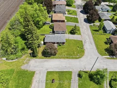 261 Byron Street Quinte West ON K8V 2Z3