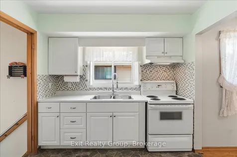 261 Byron Street Quinte West ON K8V 2Z3