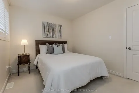 6863 St Michael Avenue Niagara Falls ON L2H 3N8
