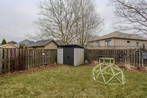 6863 St Michael Avenue Niagara Falls ON L2H 3N8