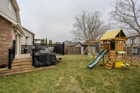 6863 St Michael Avenue Niagara Falls ON L2H 3N8