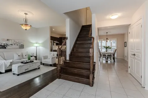 6863 St Michael Avenue Niagara Falls ON L2H 3N8