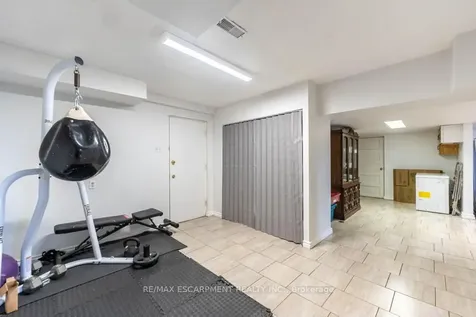 68 Nugent Drive Hamilton ON L8H 2M8
