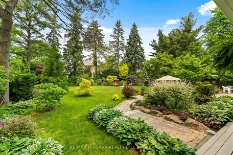 535 Charlotte Street Niagara-on-the-lake ON L0S 1J0