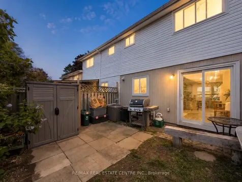 724 Parkview Crescent Cambridge ON N3H 4X9