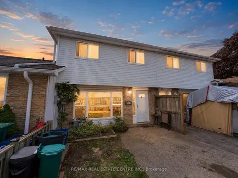 724 Parkview Crescent Cambridge ON N3H 4X9