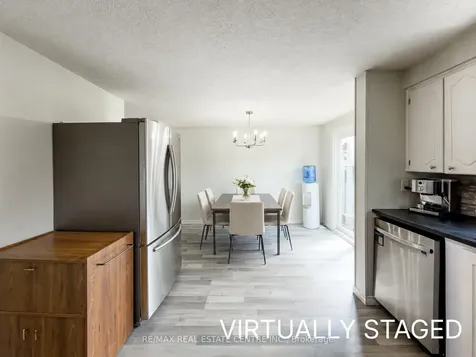 724 Parkview Crescent Cambridge ON N3H 4X9