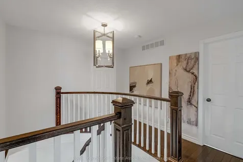 23 Handorf Drive Cambridge ON N3C 3Y2