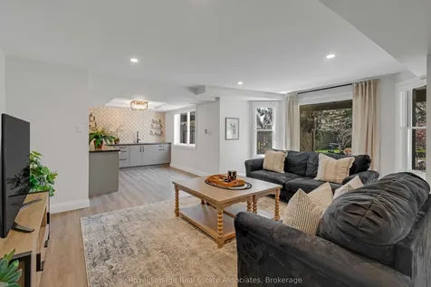 23 Handorf Drive Cambridge ON N3C 3Y2
