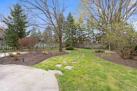 23 Handorf Drive Cambridge ON N3C 3Y2