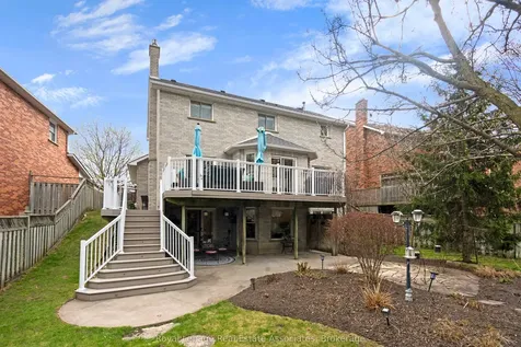 23 Handorf Drive Cambridge ON N3C 3Y2