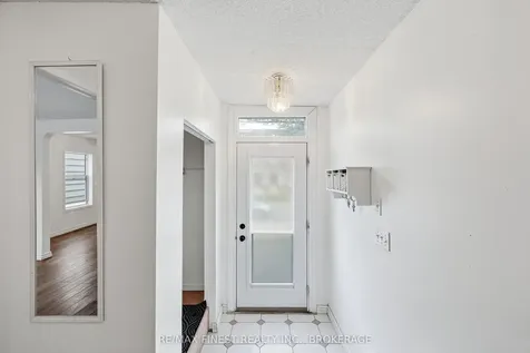 182 Montreal Street Kingston ON K7K 3G4