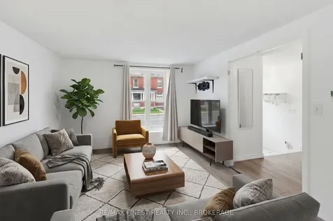 182 Montreal Street Kingston ON K7K 3G4