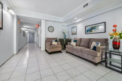 966 Queenston Road Hamilton ON L8G 1B7