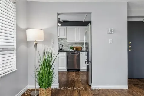 966 Queenston Road Hamilton ON L8G 1B7