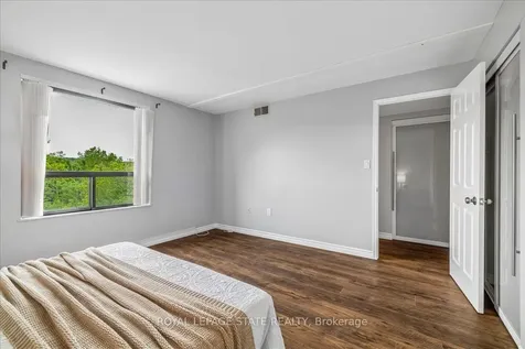 966 Queenston Road Hamilton ON L8G 1B7