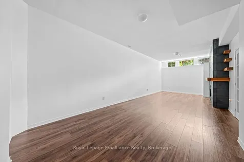 611 Barnsley Crescent Kingston ON K7M 8X4