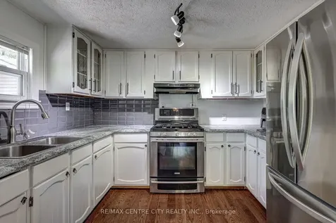 28 Centre Street Bayham ON N0J 1Z0