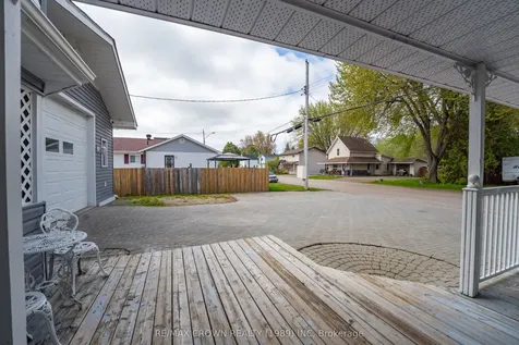 274 Belanger Street West Nipissing ON P2B 3B9