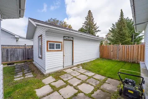 274 Belanger Street West Nipissing ON P2B 3B9