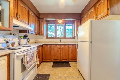 592 Birchwood Road North Bay ON P1B 4T3