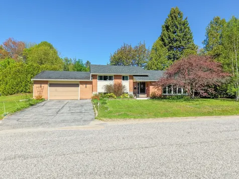 592 Birchwood Road North Bay ON P1B 4T3