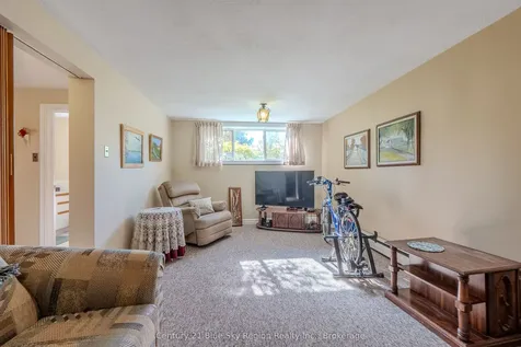 592 Birchwood Road North Bay ON P1B 4T3