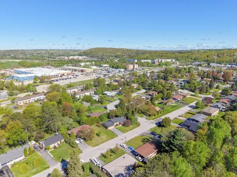 592 Birchwood Road North Bay ON P1B 4T3