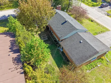 592 Birchwood Road North Bay ON P1B 4T3