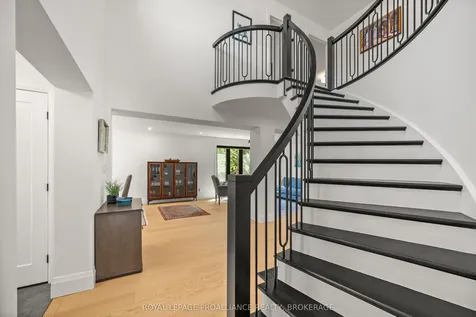 915 Jasper Court Kingston ON K7P 2A4