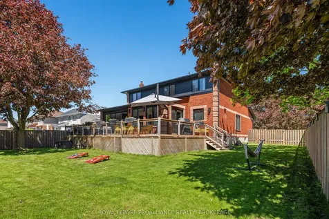 915 Jasper Court Kingston ON K7P 2A4
