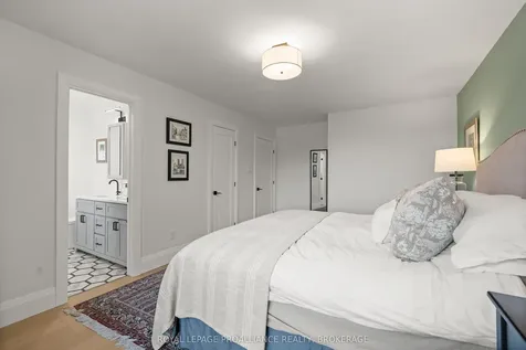 915 Jasper Court Kingston ON K7P 2A4