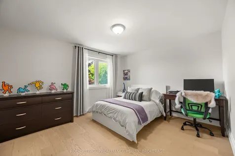 915 Jasper Court Kingston ON K7P 2A4