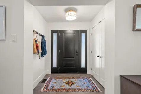 915 Jasper Court Kingston ON K7P 2A4