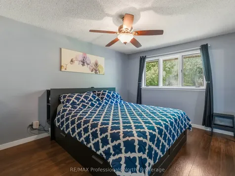 240 Oriole Crescent Gravenhurst ON P1P 1C6