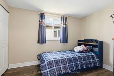181 Bellingham Drive Hamilton ON L8V 4M7