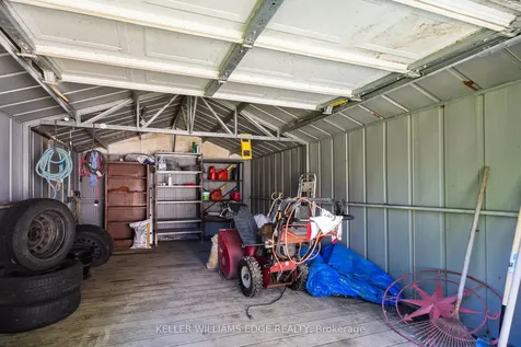 181 Bellingham Drive Hamilton ON L8V 4M7