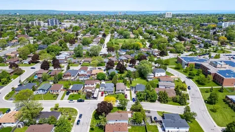 181 Bellingham Drive Hamilton ON L8V 4M7