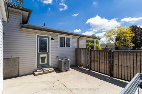 181 Bellingham Drive Hamilton ON L8V 4M7
