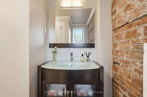 314 Hess Street S Hamilton ON L8P 3P8
