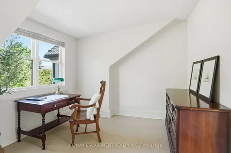 314 Hess Street S Hamilton ON L8P 3P8