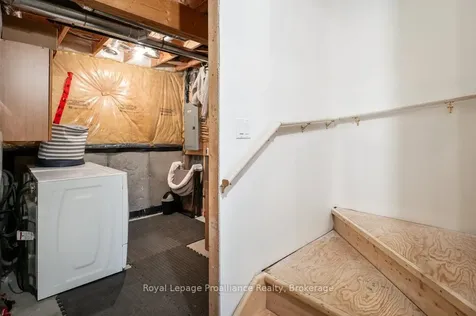 4 Ava Court Belleville ON K8P 0B2