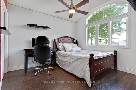 Walk Cambridge ON N3C 4K7