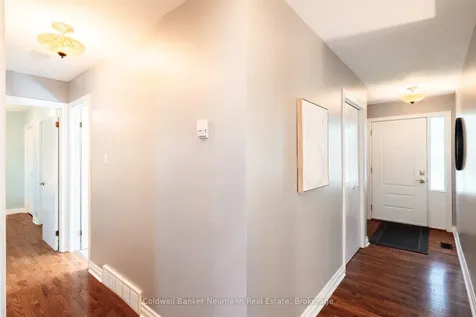 16 Suzanna Drive Guelph ON N1K 1K4