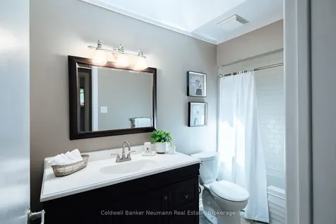16 Suzanna Drive Guelph ON N1K 1K4